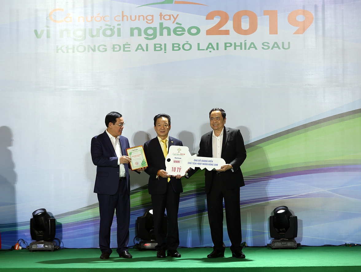 Doanh nghiệp của “bầu Hiển” nâng mức ủng hộ phòng, chống dịch Covid-19 lên hơn 20 tỷ đồng 


